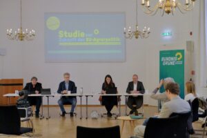Studie warnt vor milliardenschweren Strukturbrüchen durch EU-Agrarreform: Wissenschaft und Politik sehen erhebliche Risiken für Sachsen, Ostdeutschland und den ländlichen Raum 